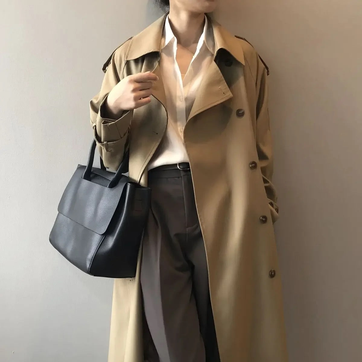 Seoul Statement Trenchcoat In Khaki