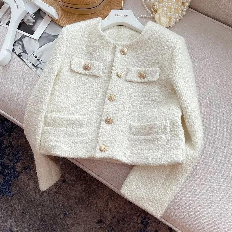 Siemon Statement Woolen Tweed Coat In Off-White
